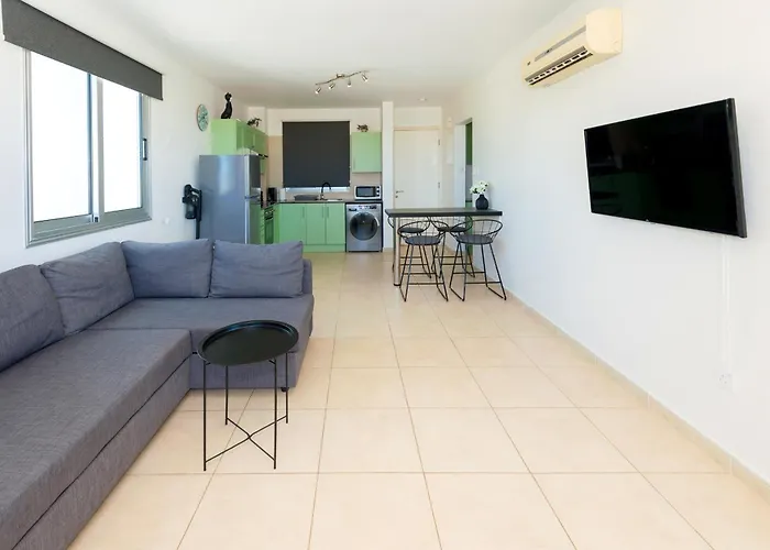 아파트 Sea View Apt*spacious Balcony*200m To The